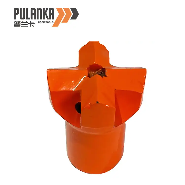 Comment les bits de filetage améliorent-ils les performances du forage rocheux?